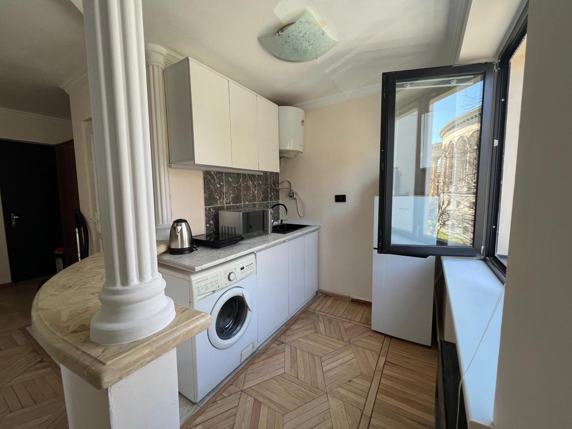 Maco'S Apartment Кутаиси Экстерьер фото